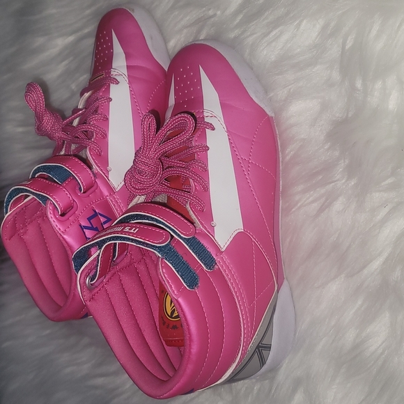 Kids Reebok Power Ranger sneakers size 2.5 - Picture 4 of 7